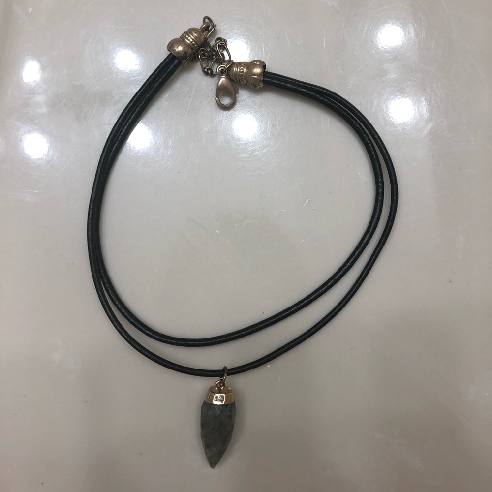 Lulus Choker